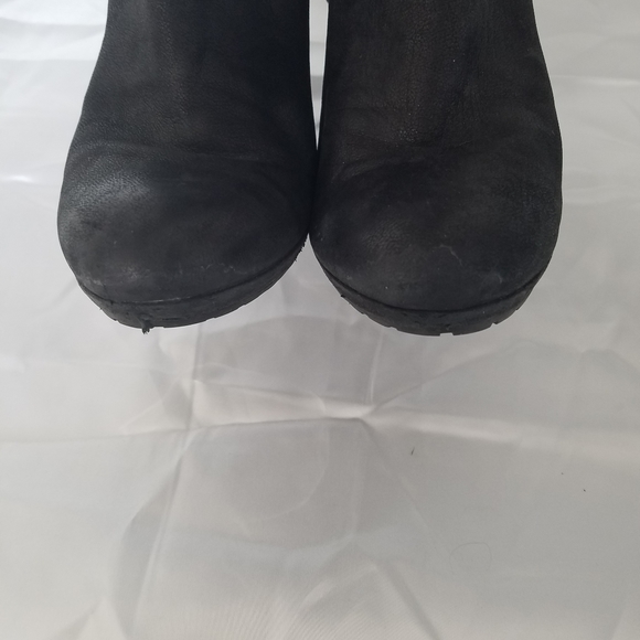 AUTHENTIC PRADA BOOTS - Picture 3 of 13